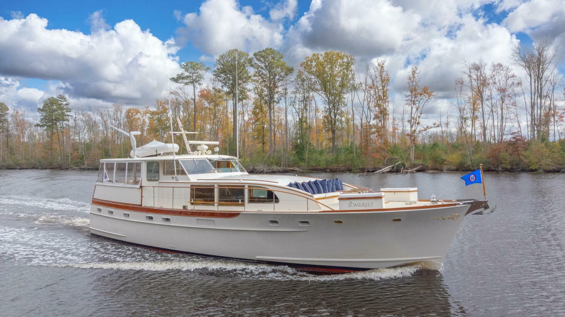 1971 Trumpy 58 — photo 35