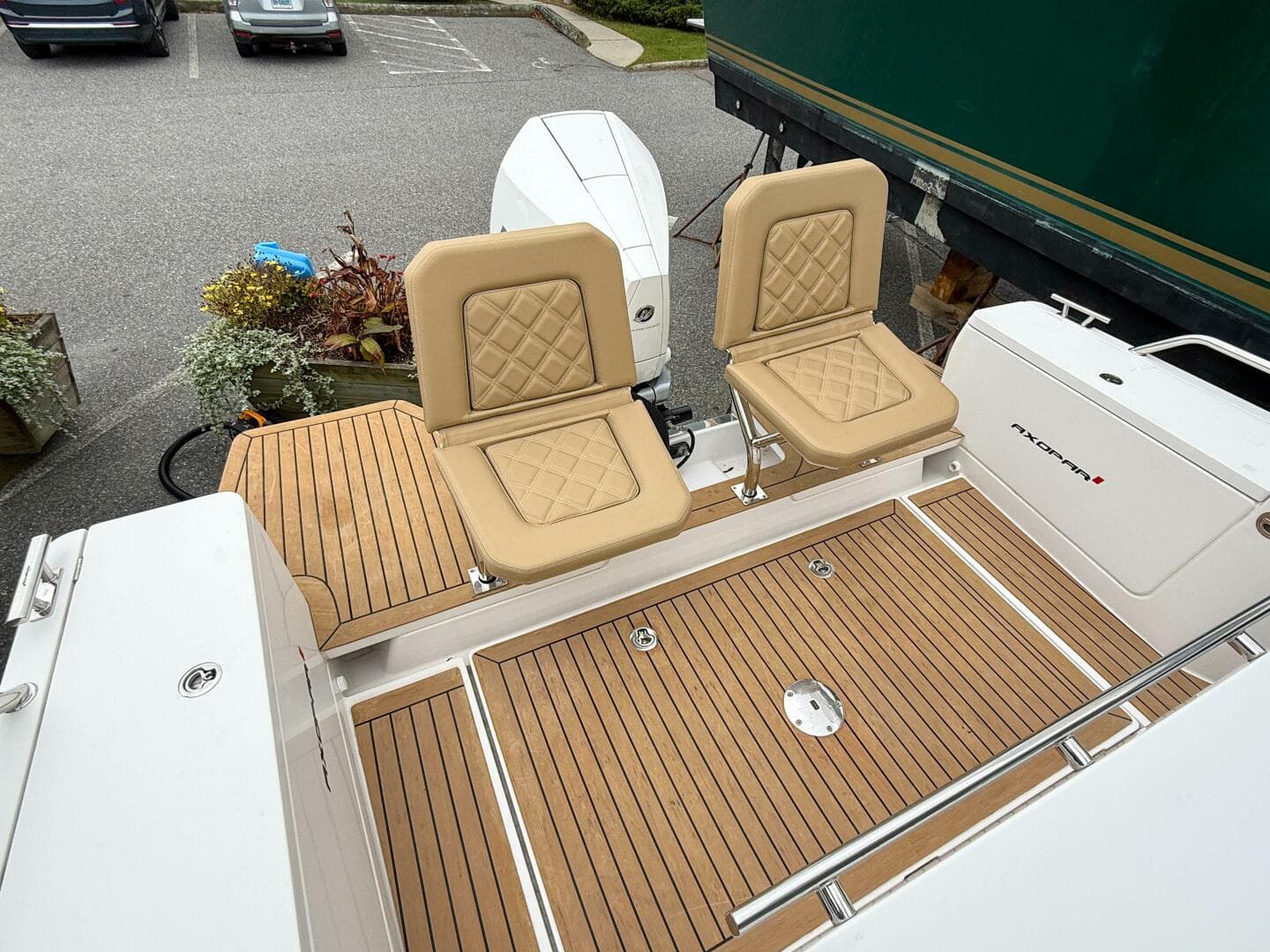 2020 Axopar 28 Cabin W/wet Bar — photo 11