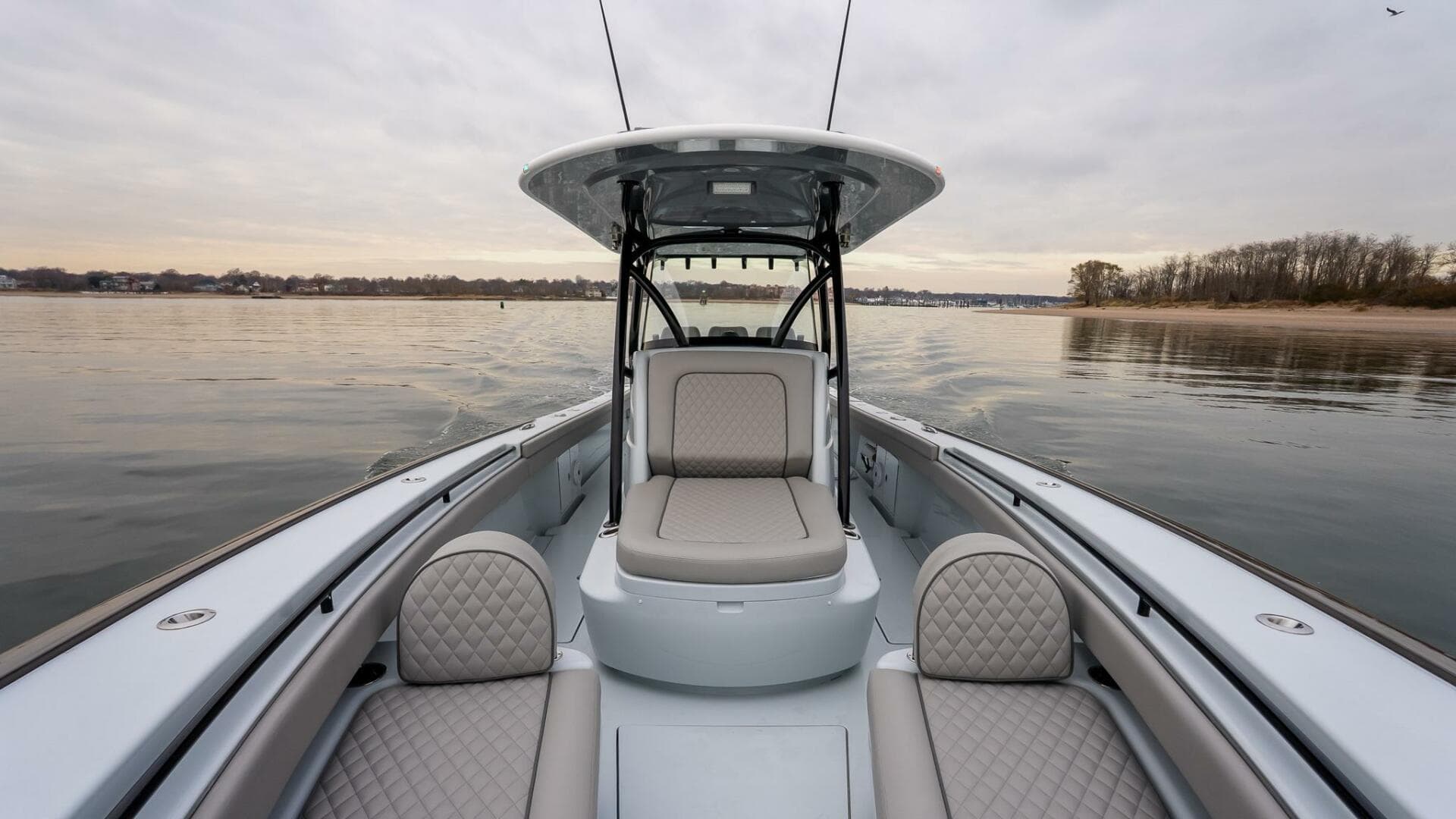 2023 Valhalla Boatworks V-33 — photo 31