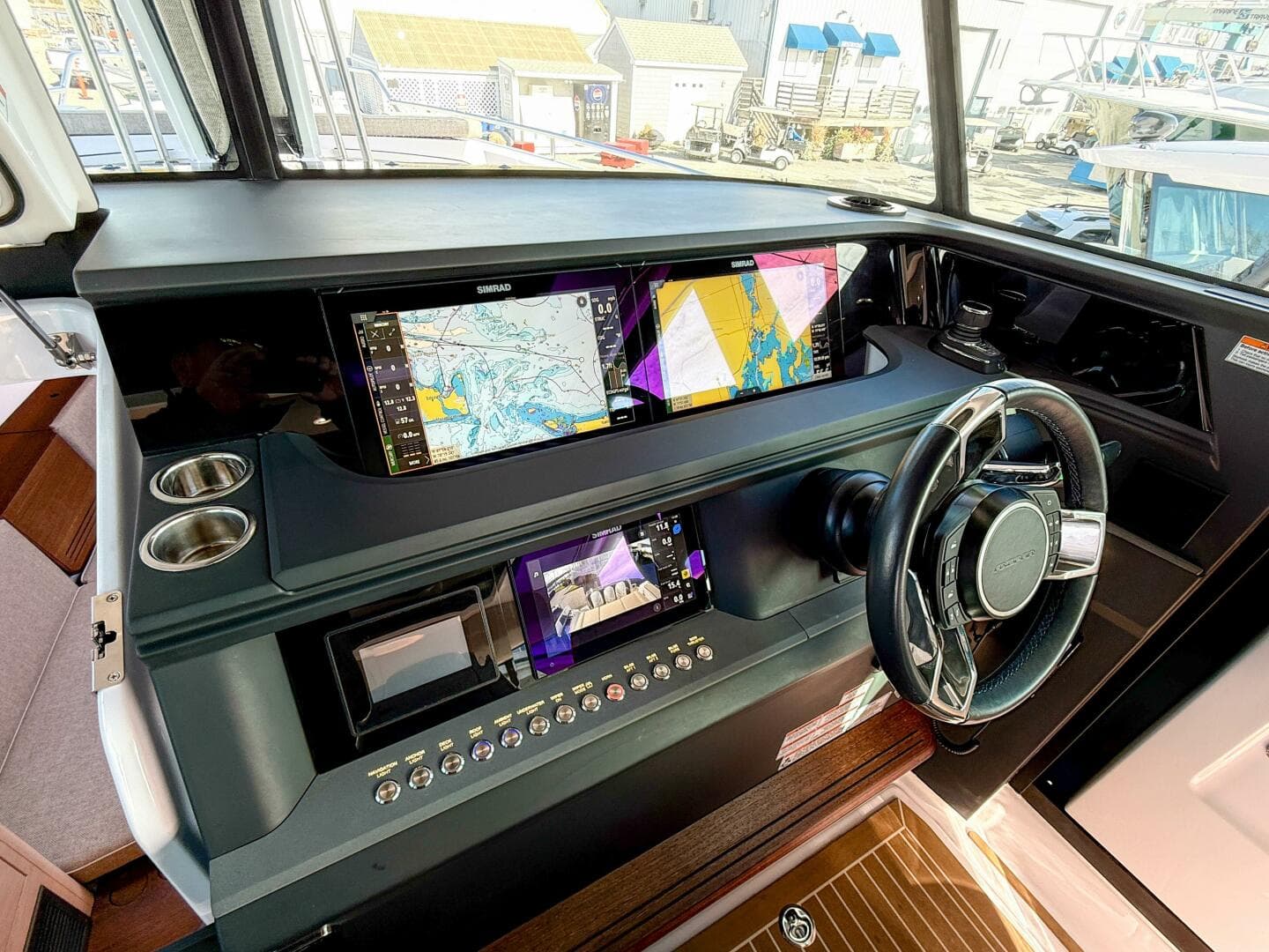 2024 Axopar 45 XC Cross Cabin — photo 16