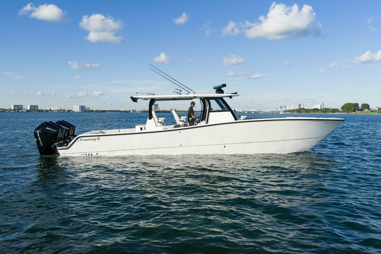 2023 Freeman 43 — photo 14