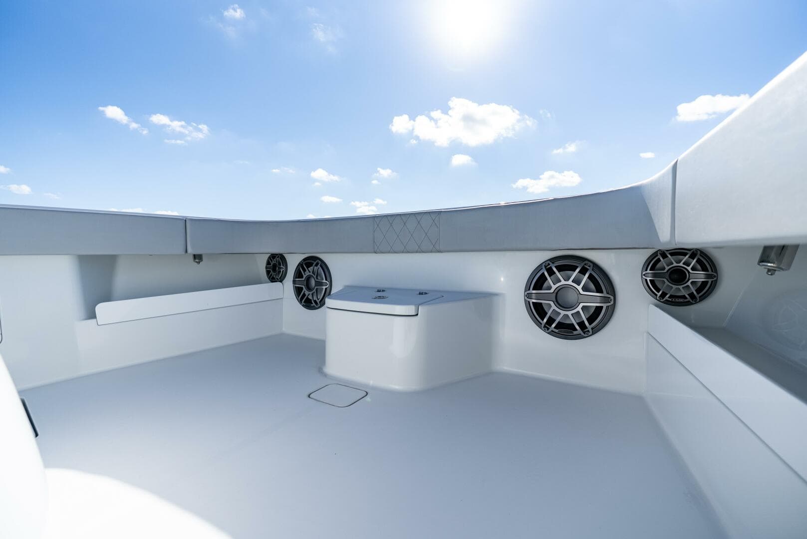 2023 Freeman 43 — photo 20