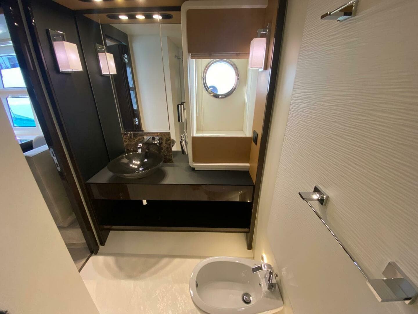 2016 Azimut 77S — photo 54