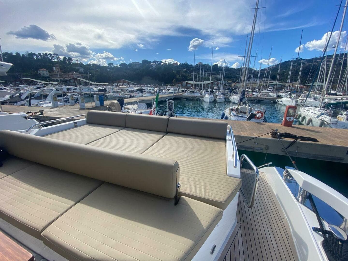 2016 Azimut 77S — photo 8