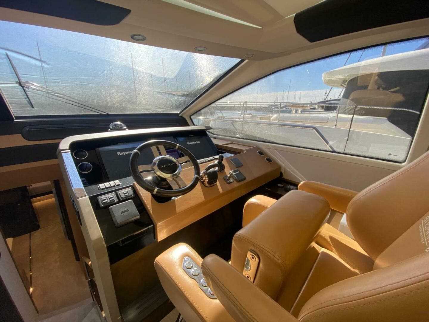 2016 Azimut 77S — photo 34