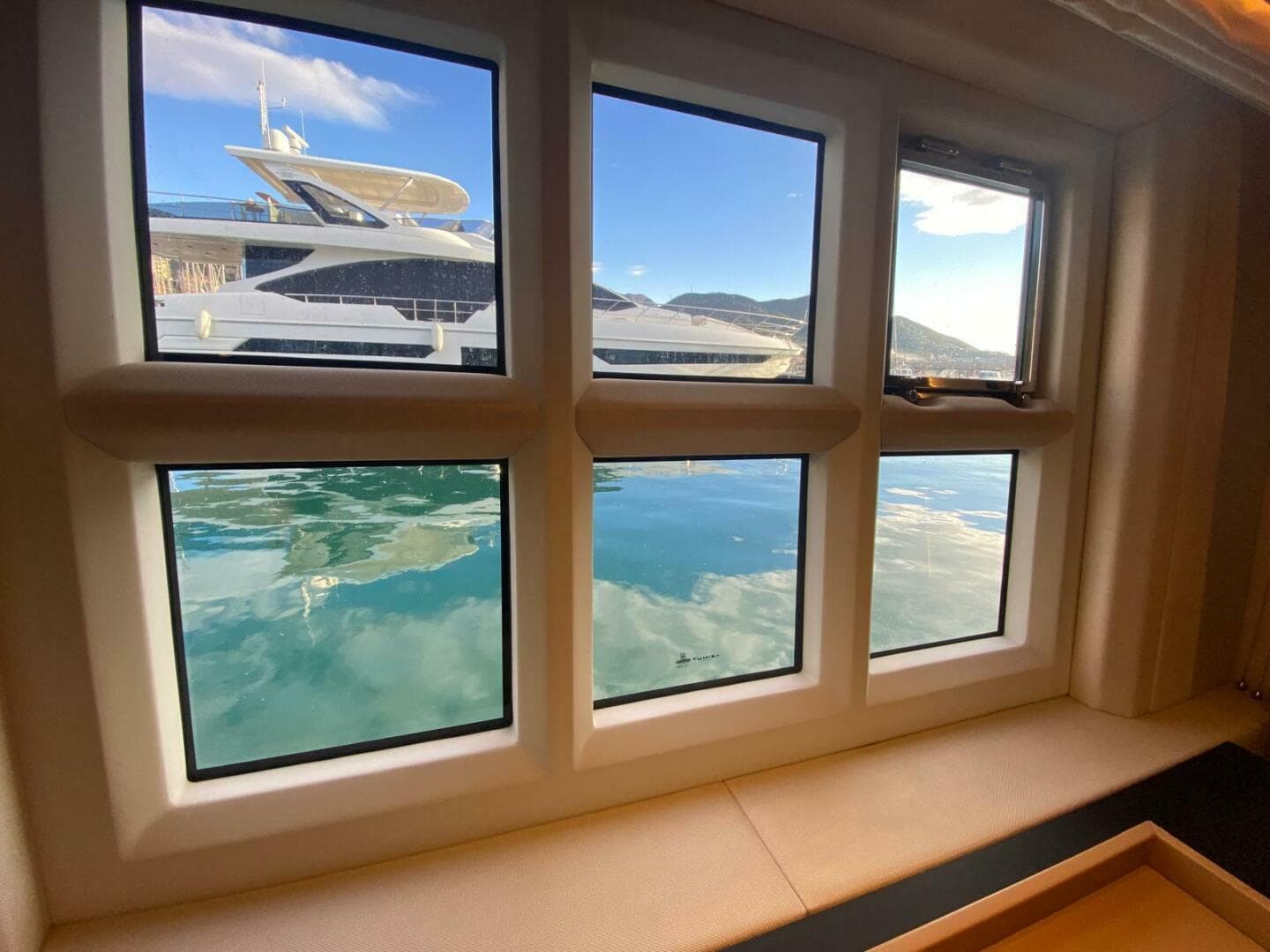 2016 Azimut 77S — photo 49