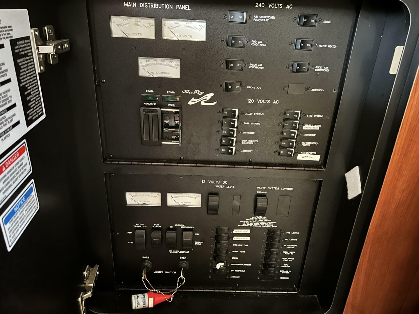 2003 Sea Ray 480 Sedan Bridge — photo 44