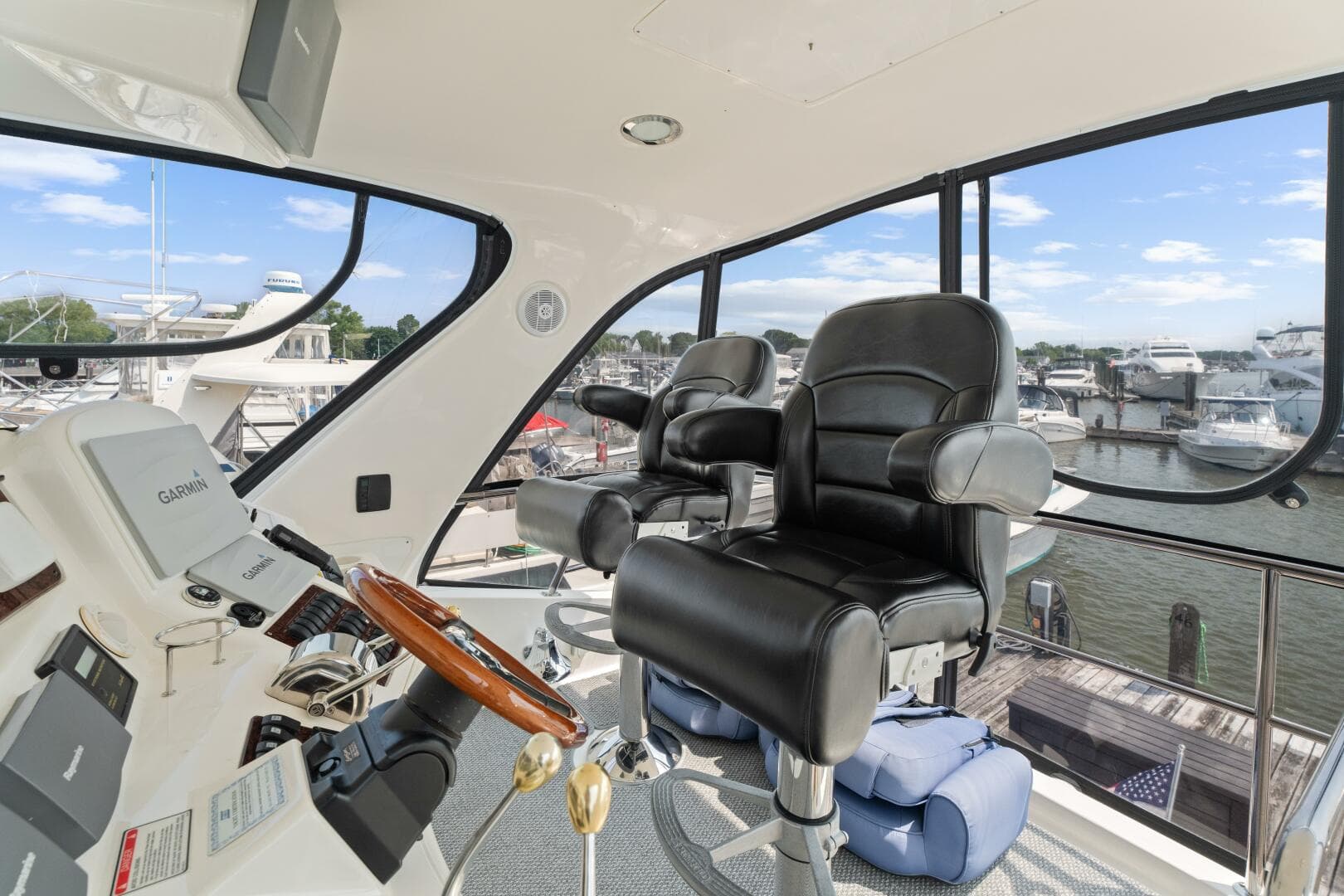 2003 Sea Ray 480 Sedan Bridge — photo 38