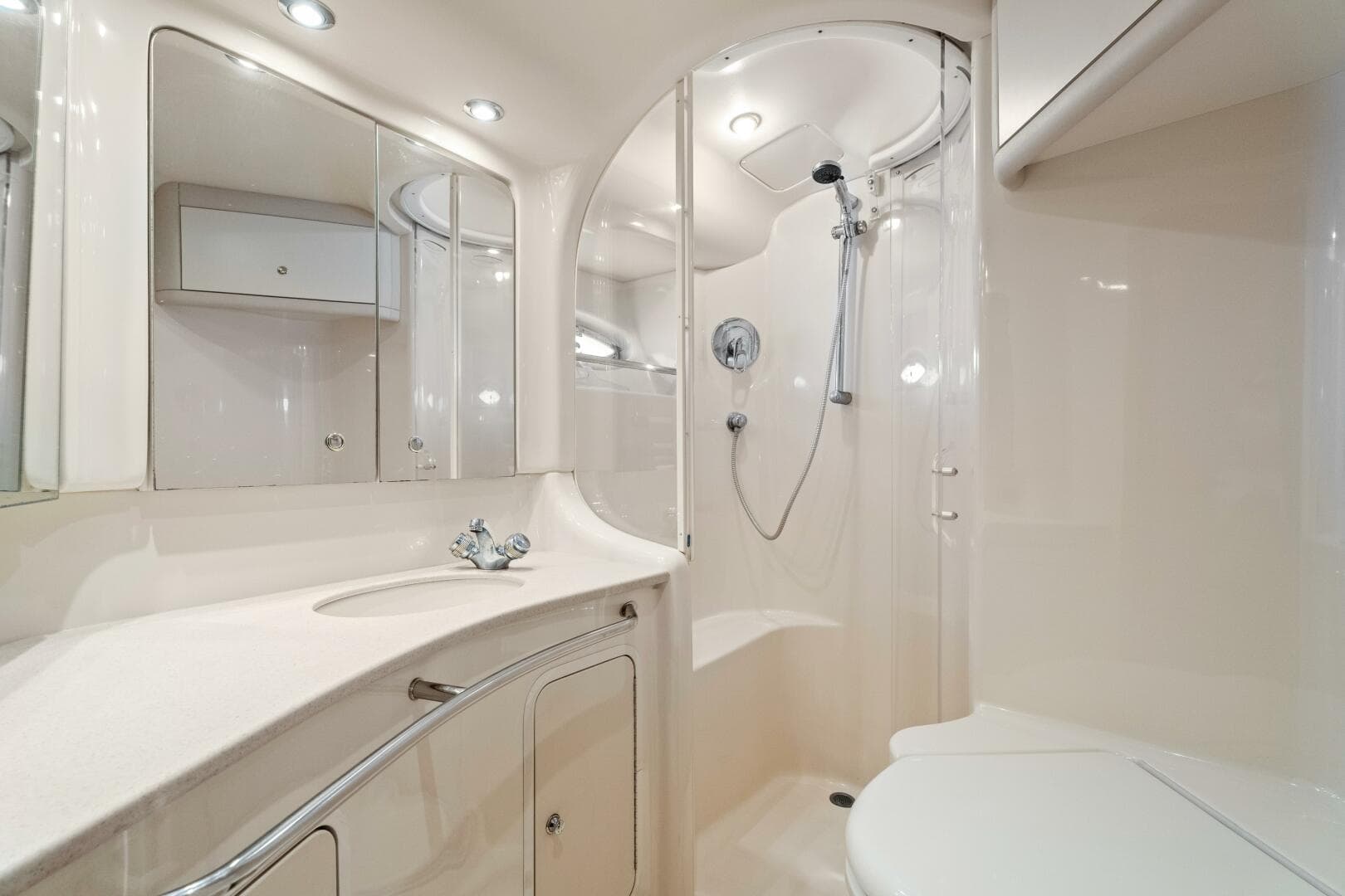 2003 Sea Ray 480 Sedan Bridge — photo 26