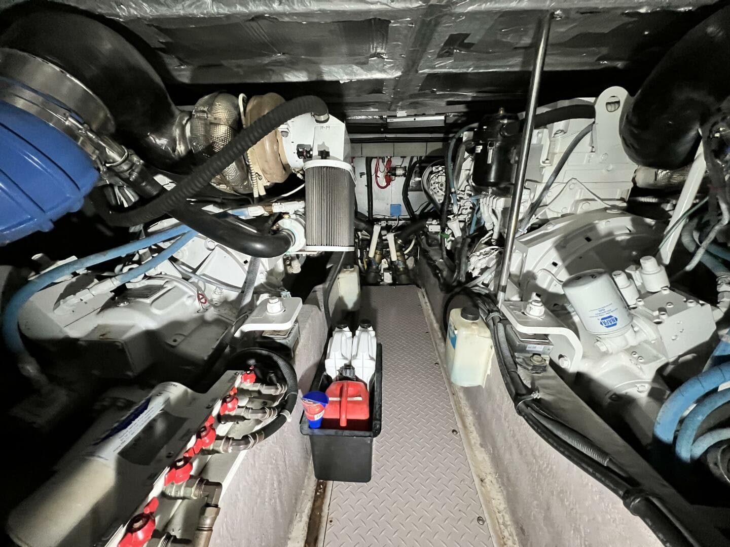 2003 Sea Ray 480 Sedan Bridge — photo 45