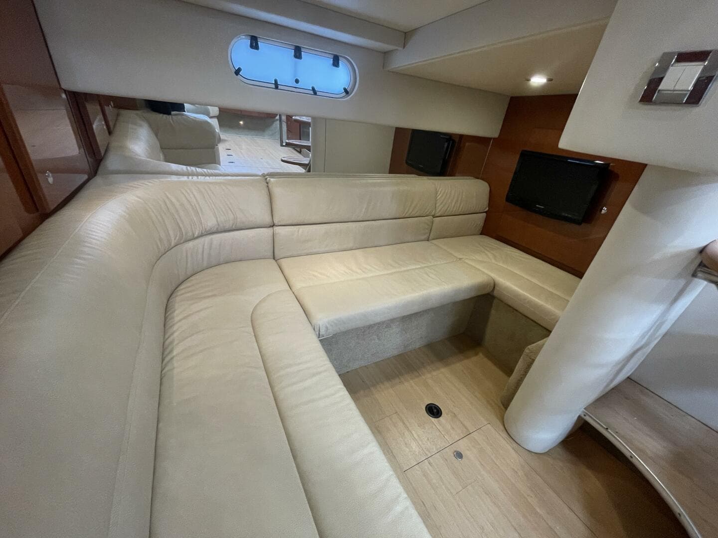 2011 Formula 34 Pc — photo 30