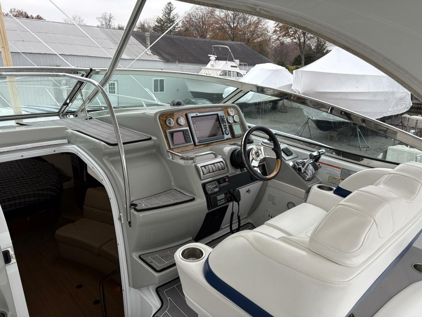 2011 Formula 34 Pc — photo 13