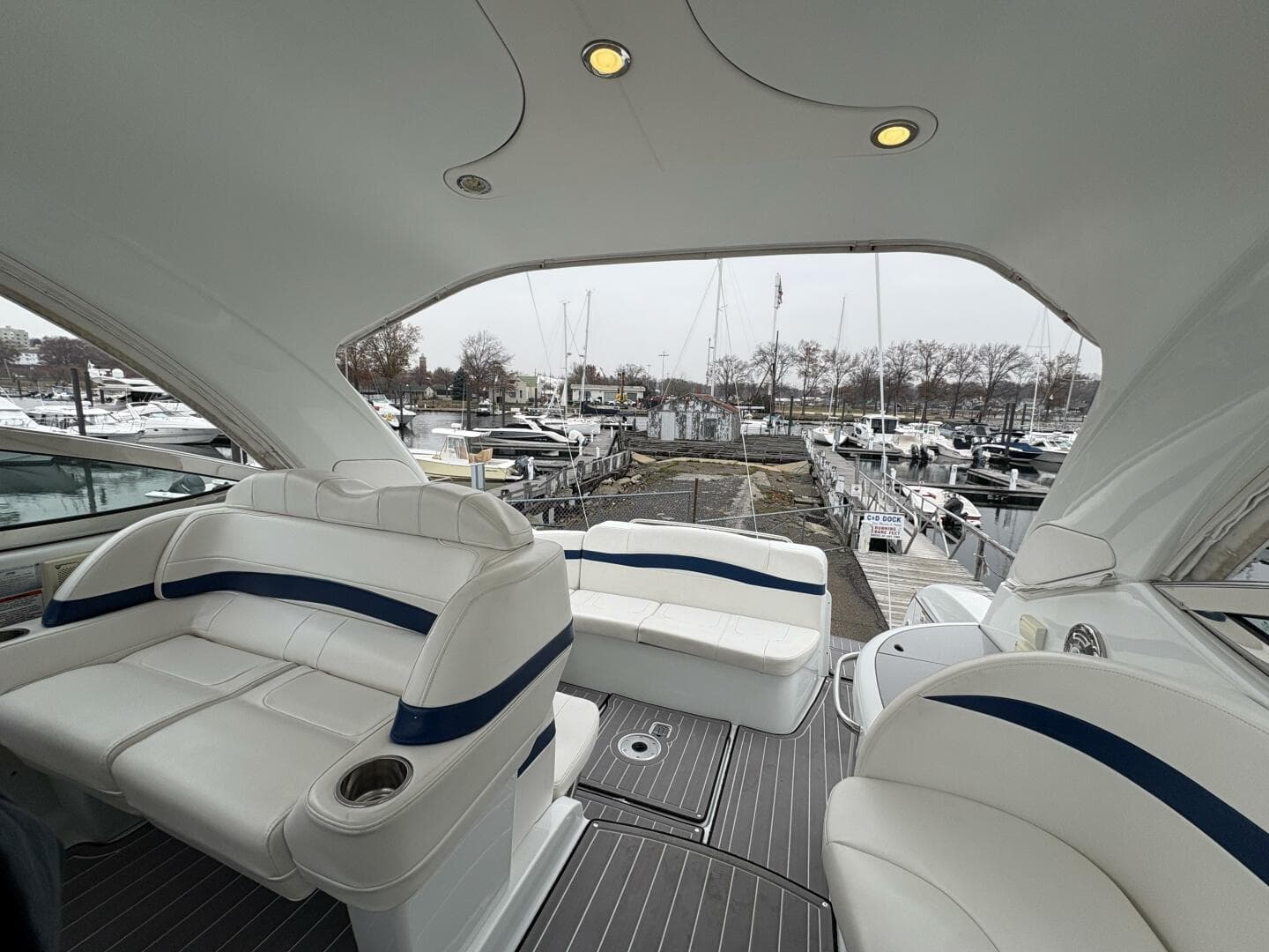 2011 Formula 34 Pc — photo 12