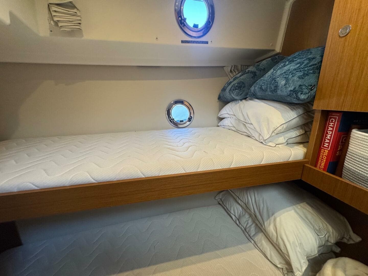 2023 Beneteau — photo 35