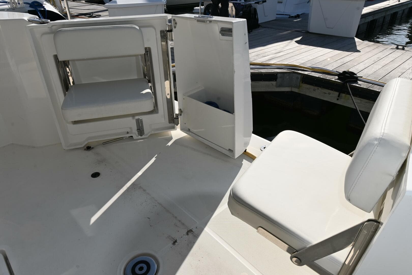 2023 Beneteau — photo 15