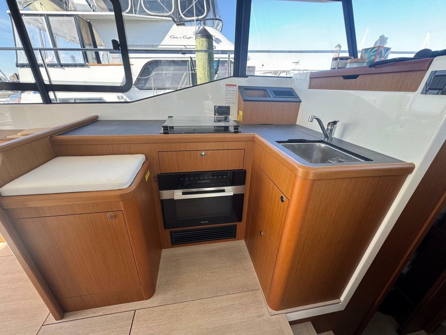 2023 Beneteau — photo 27