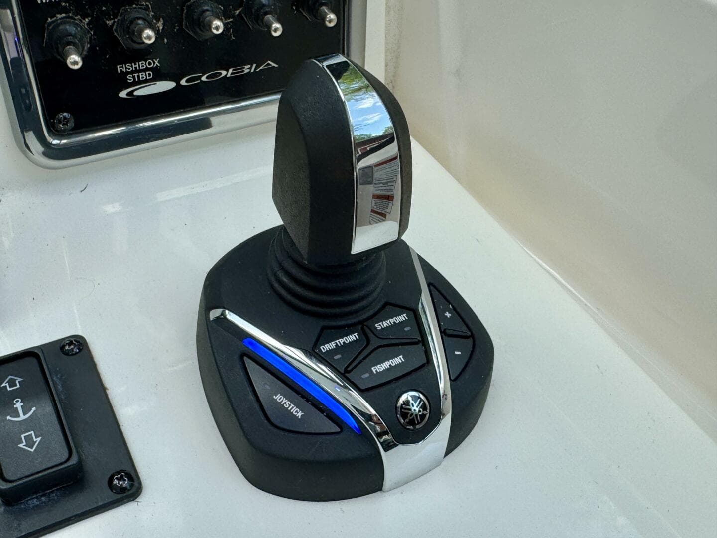 2022 Cobia 280 DC — photo 73