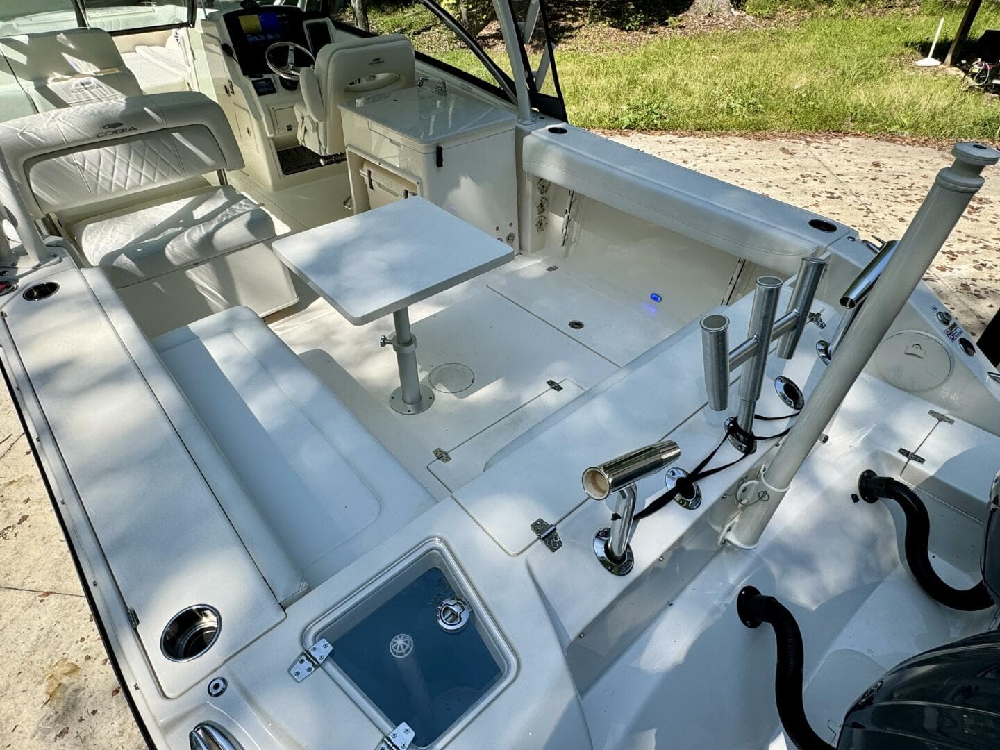 2022 Cobia 280 DC — photo 31