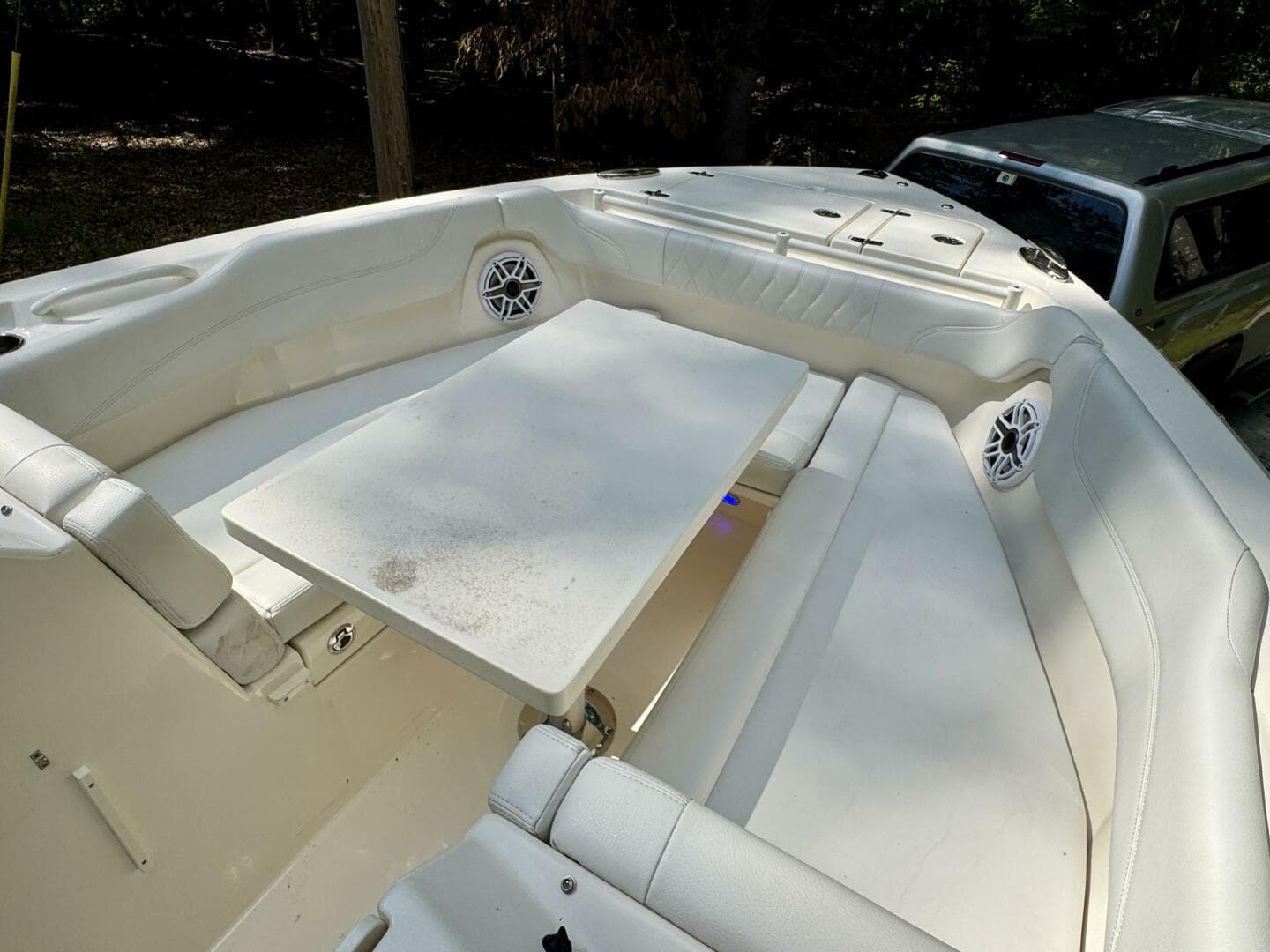 2022 Cobia 280 DC — photo 89