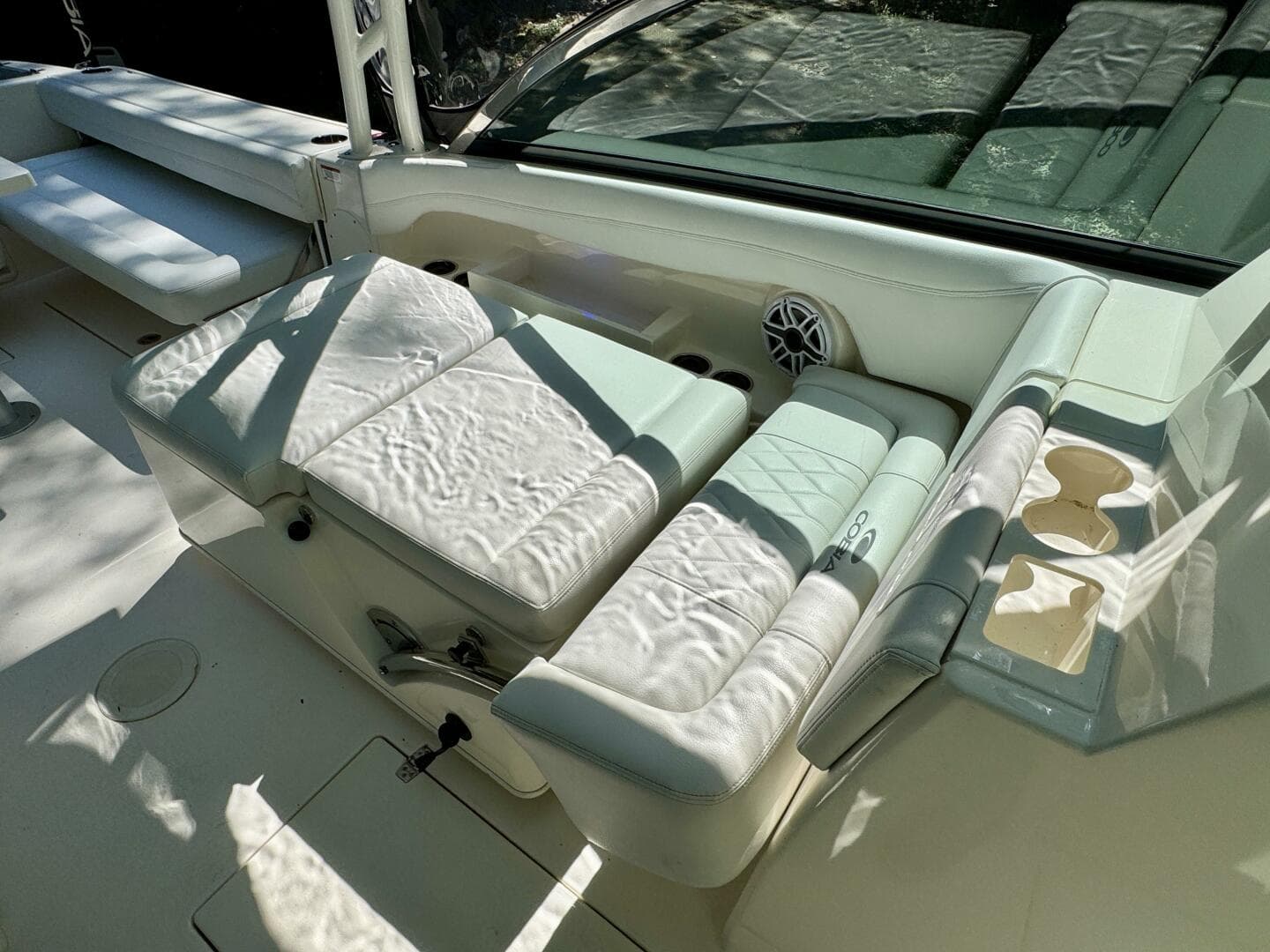 2022 Cobia 280 DC — photo 52