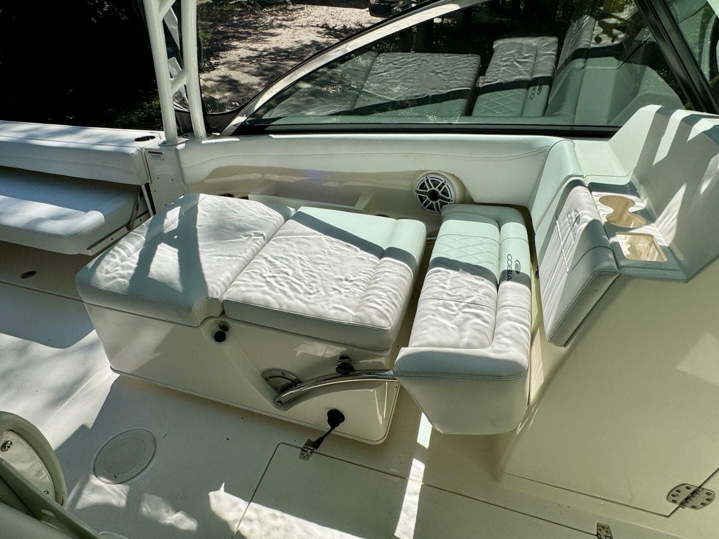 2022 Cobia 280 DC — photo 51
