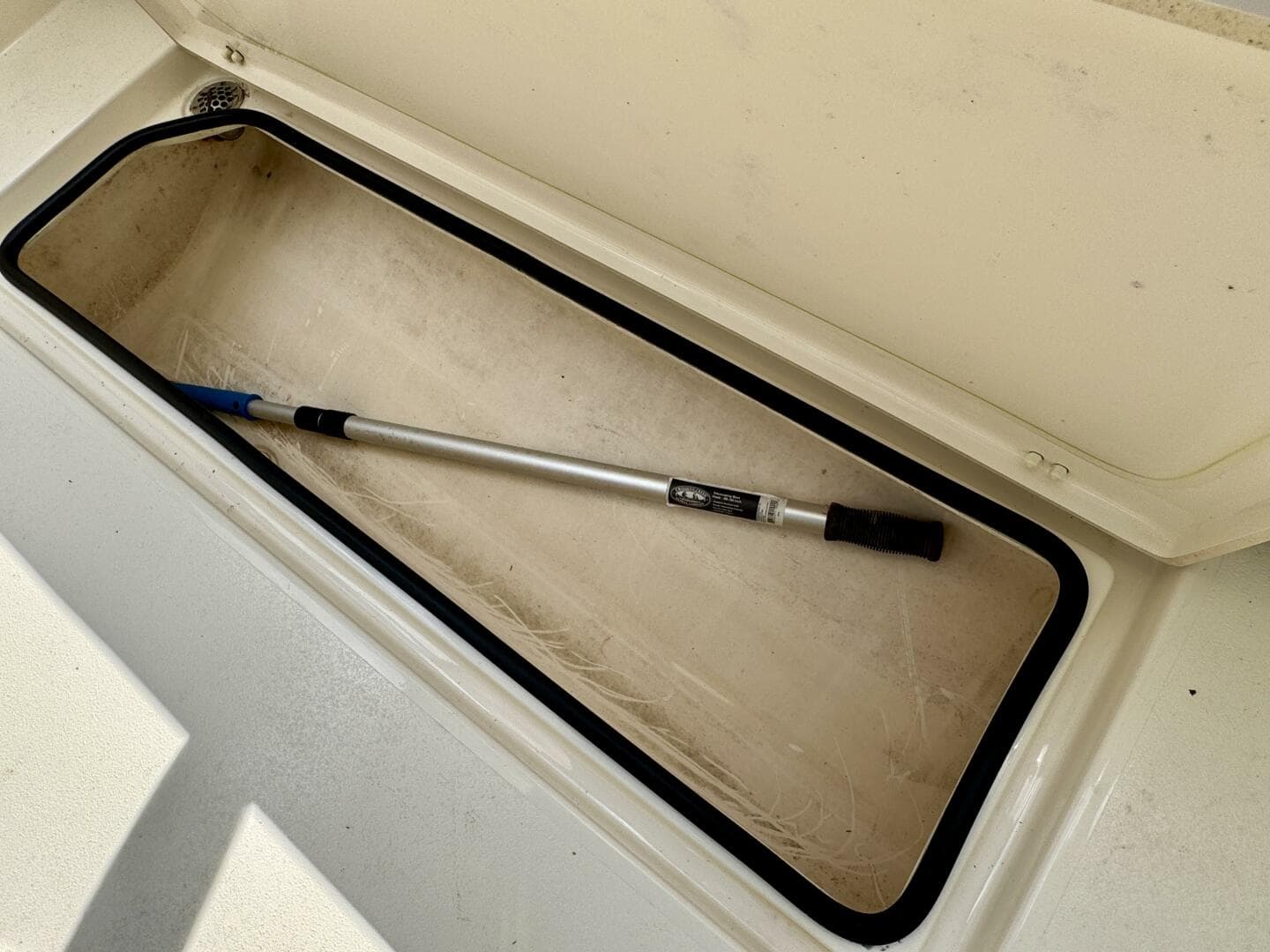 2022 Cobia 280 DC — photo 121