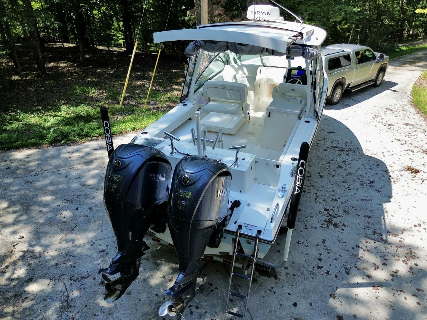 2022 Cobia 280 DC — photo 18