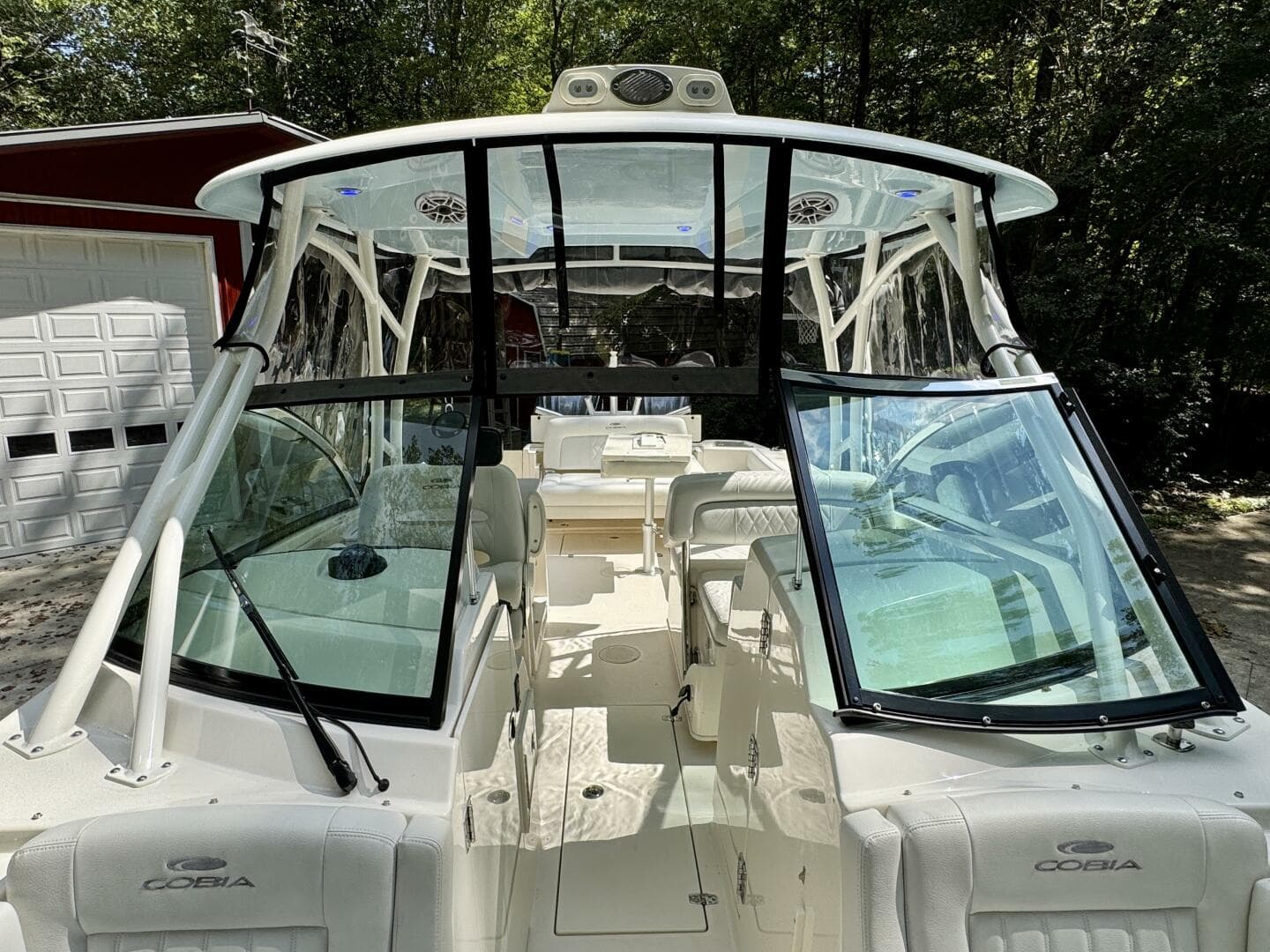 2022 Cobia 280 DC — photo 103