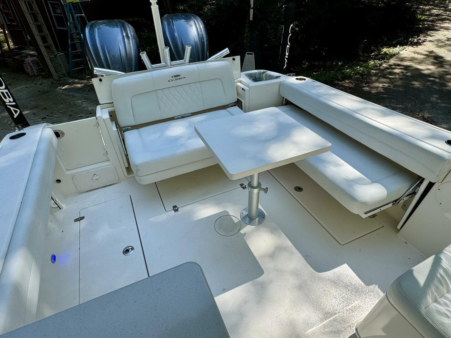 2022 Cobia 280 DC — photo 39