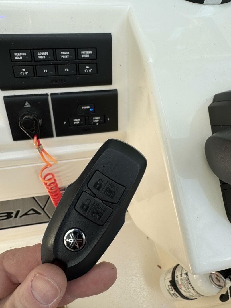 2022 Cobia 280 DC — photo 75