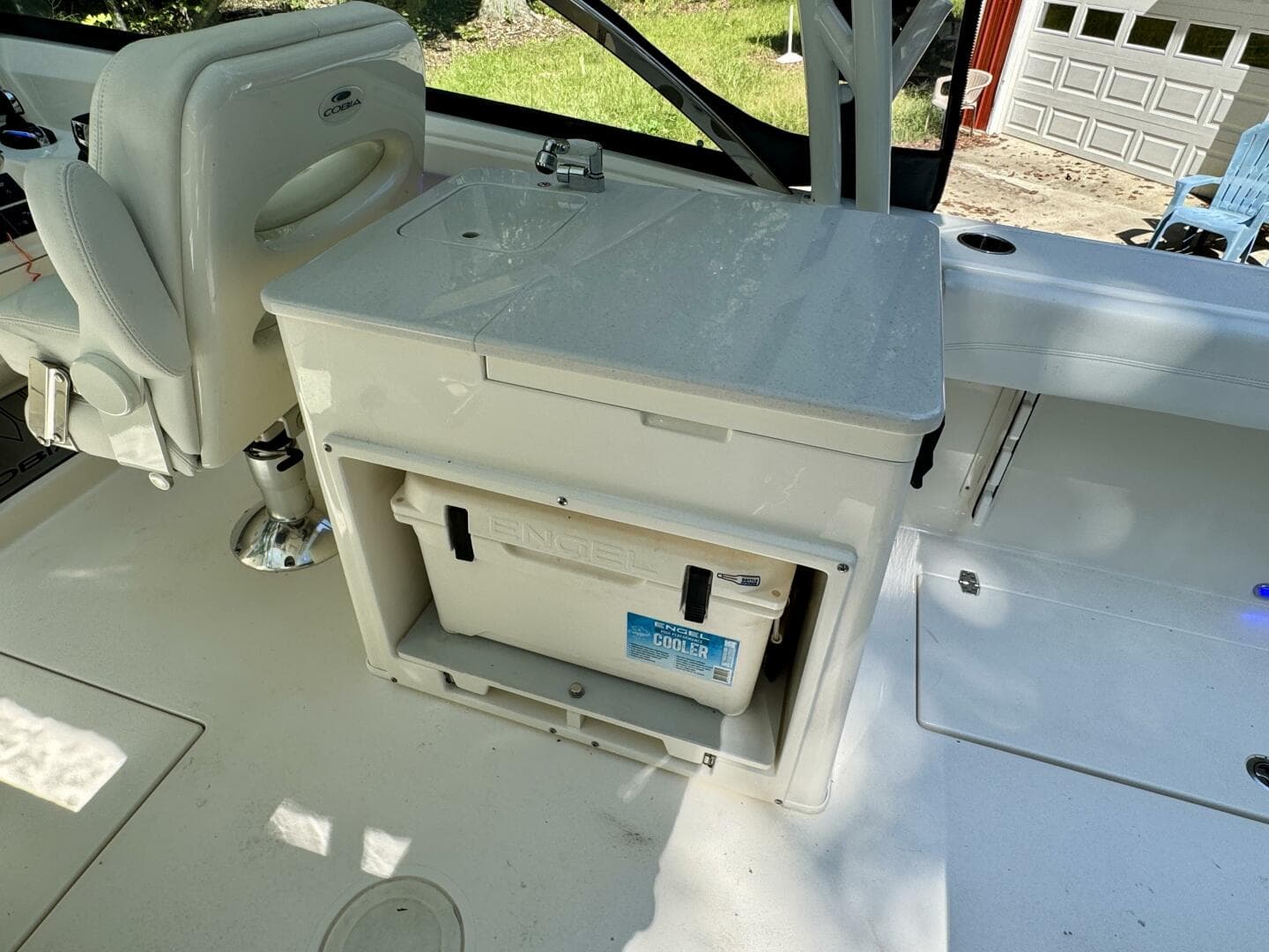 2022 Cobia 280 DC — photo 42