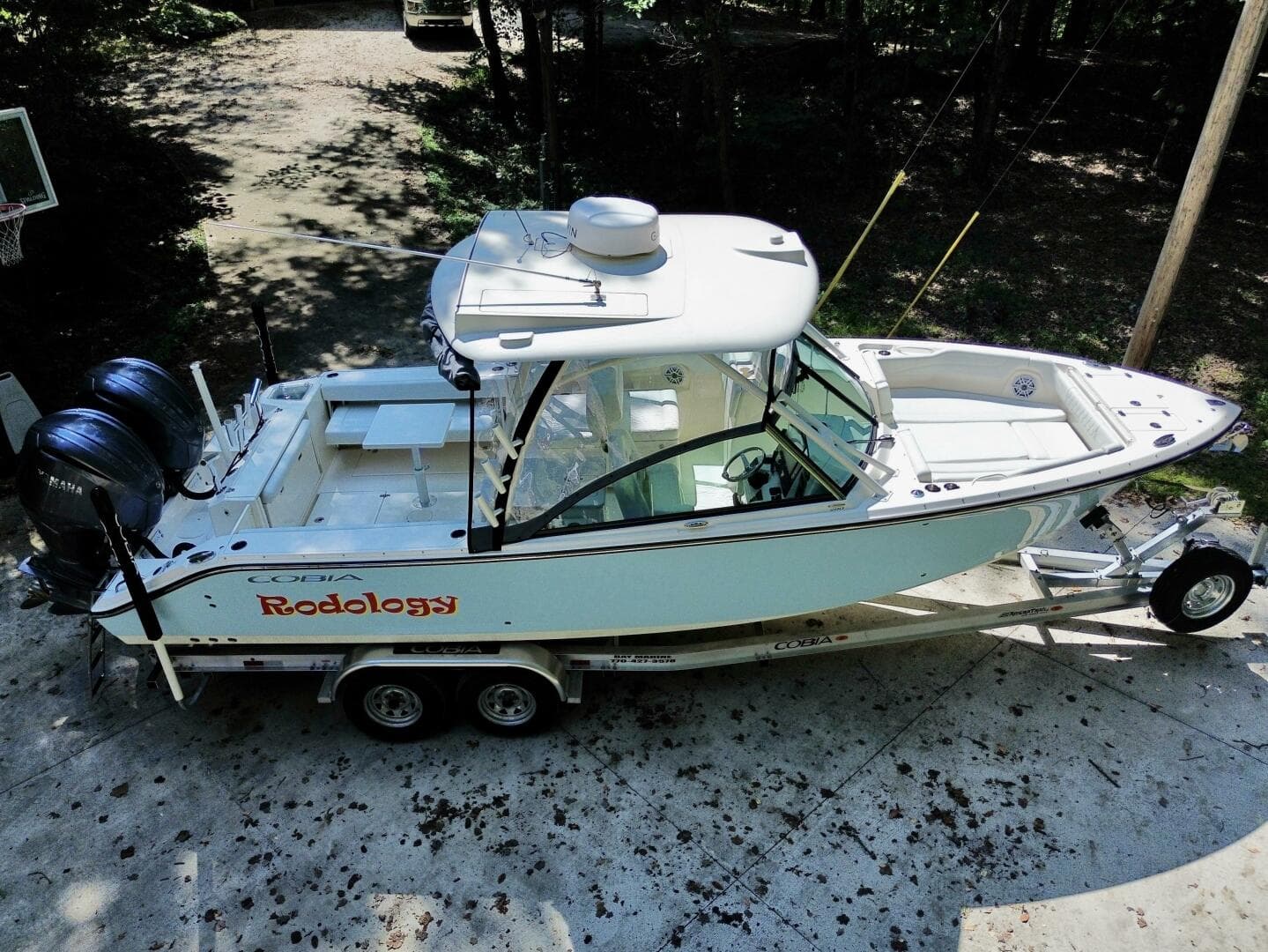 2022 Cobia 280 DC — photo 11