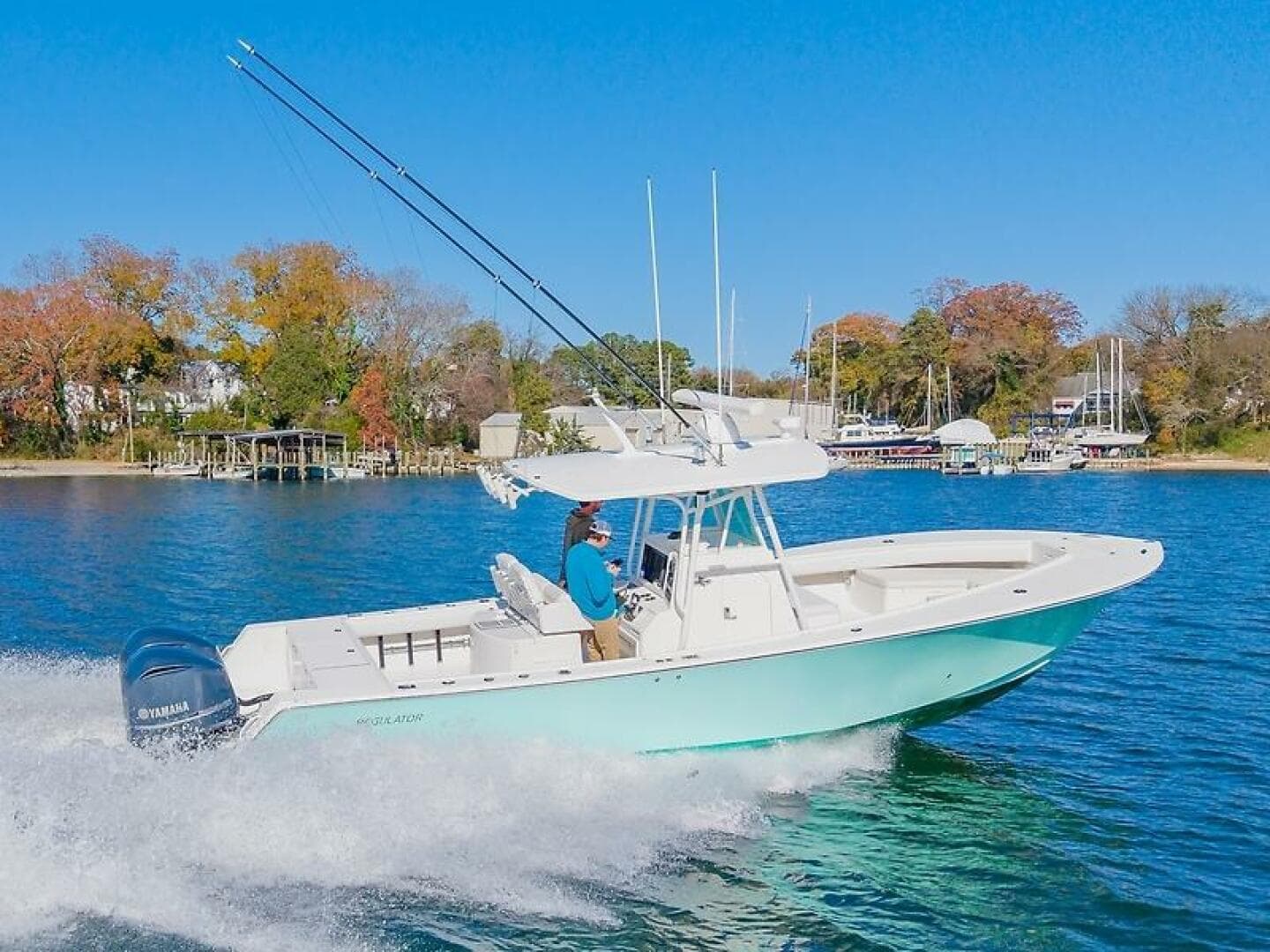 2008 Regulator 32 Forward Seating — photo 4