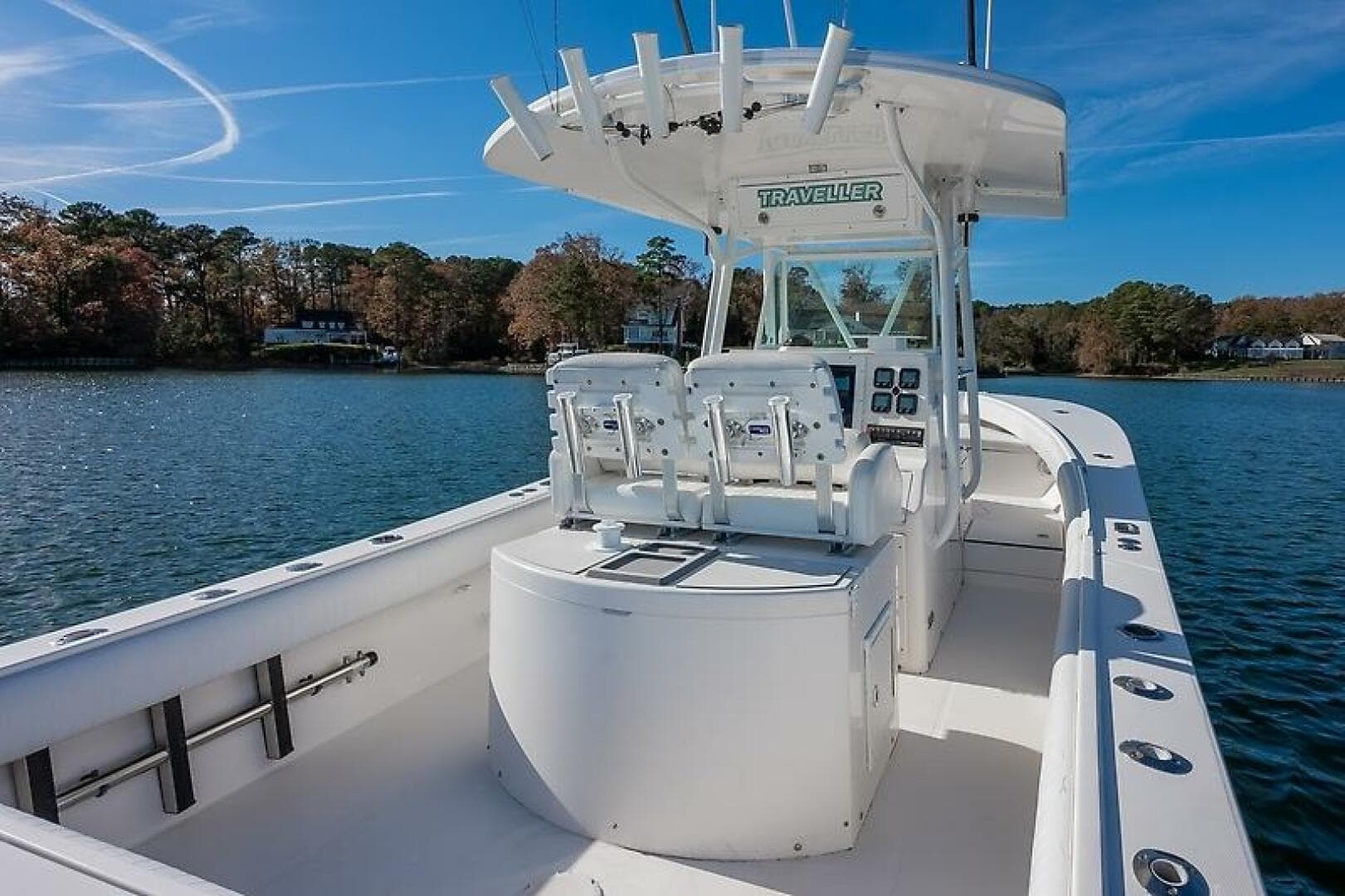 2008 Regulator 32 Forward Seating — photo 7