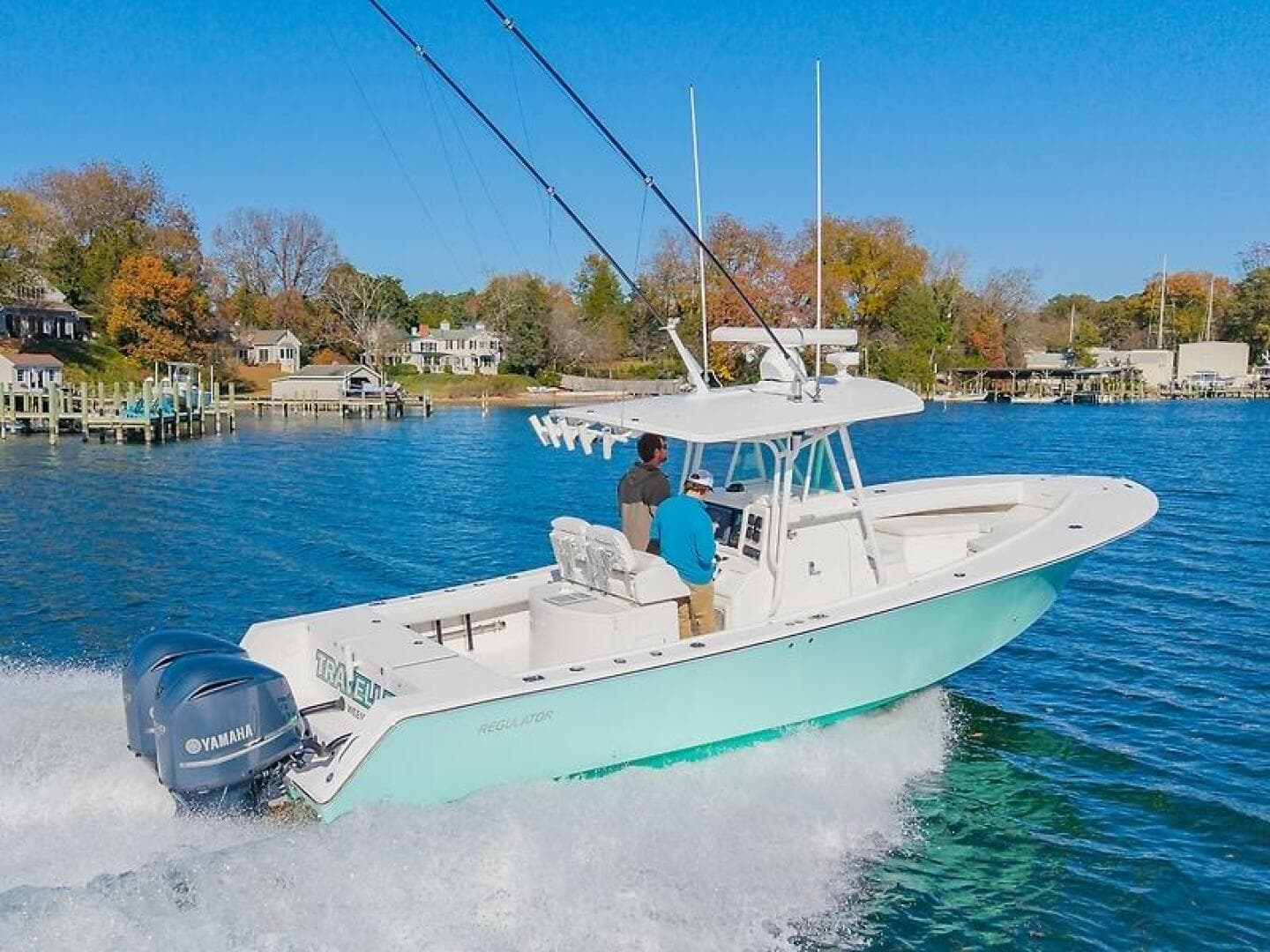 2008 Regulator 32 Forward Seating — photo 3