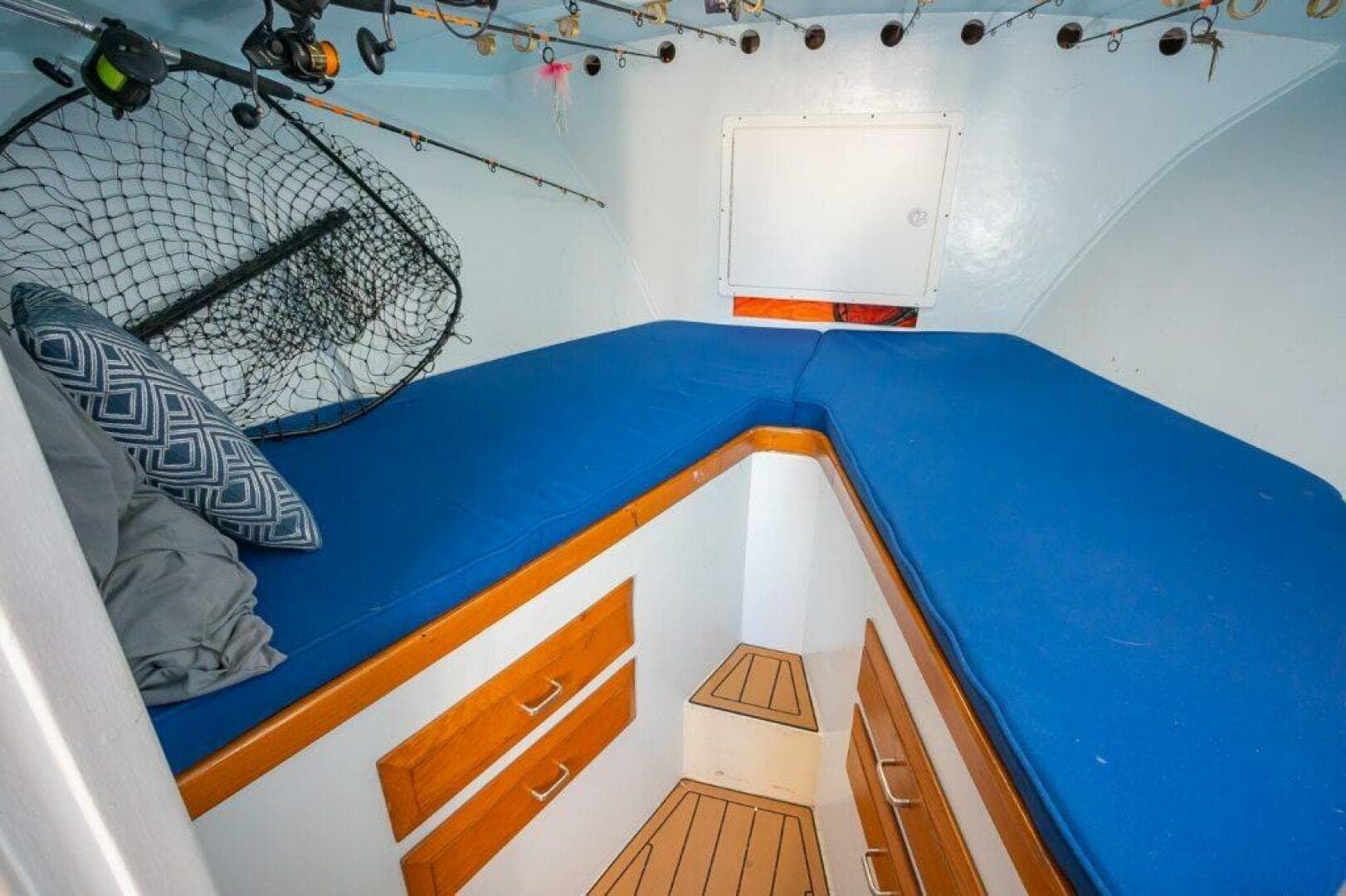 1987 Custom Carolina Island Boatworks 34 Express — photo 23