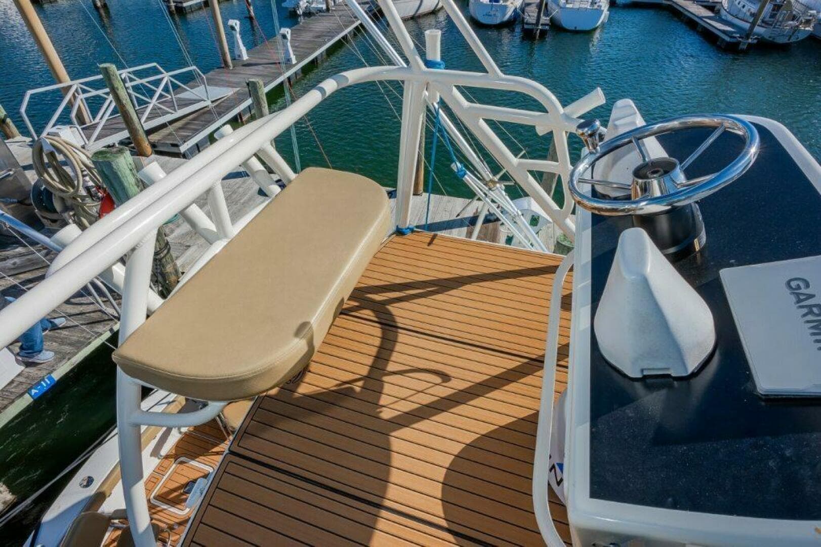 1987 Custom Carolina Island Boatworks 34 Express — photo 14