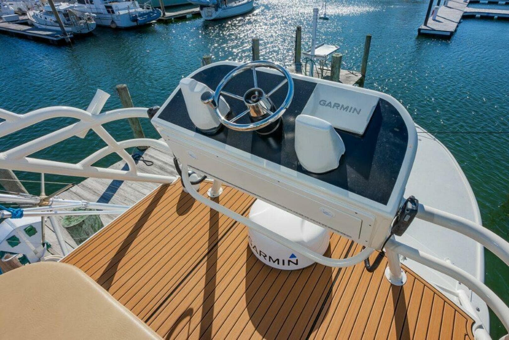 1987 Custom Carolina Island Boatworks 34 Express — photo 16