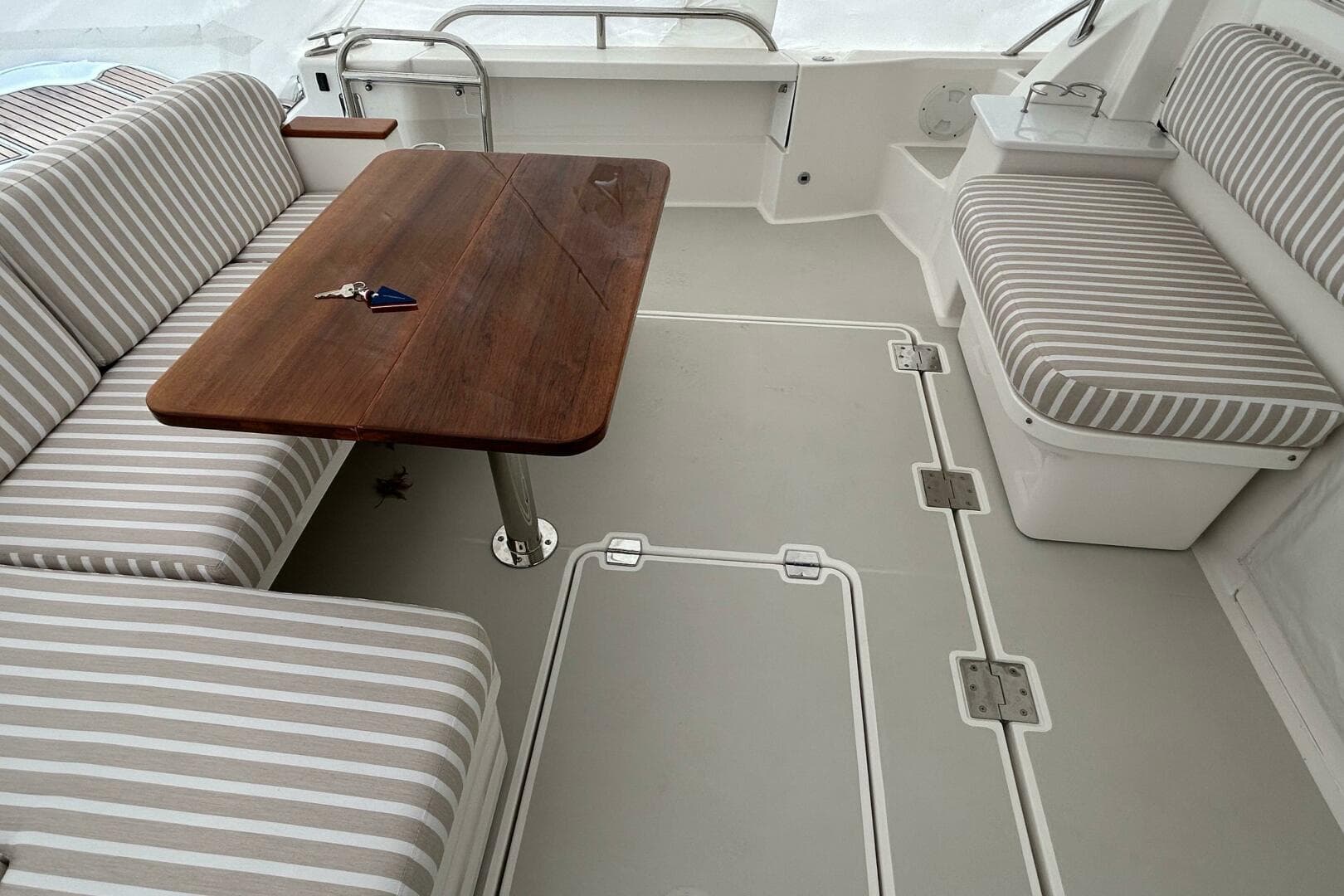 2023 Back Cove 39O — photo 9