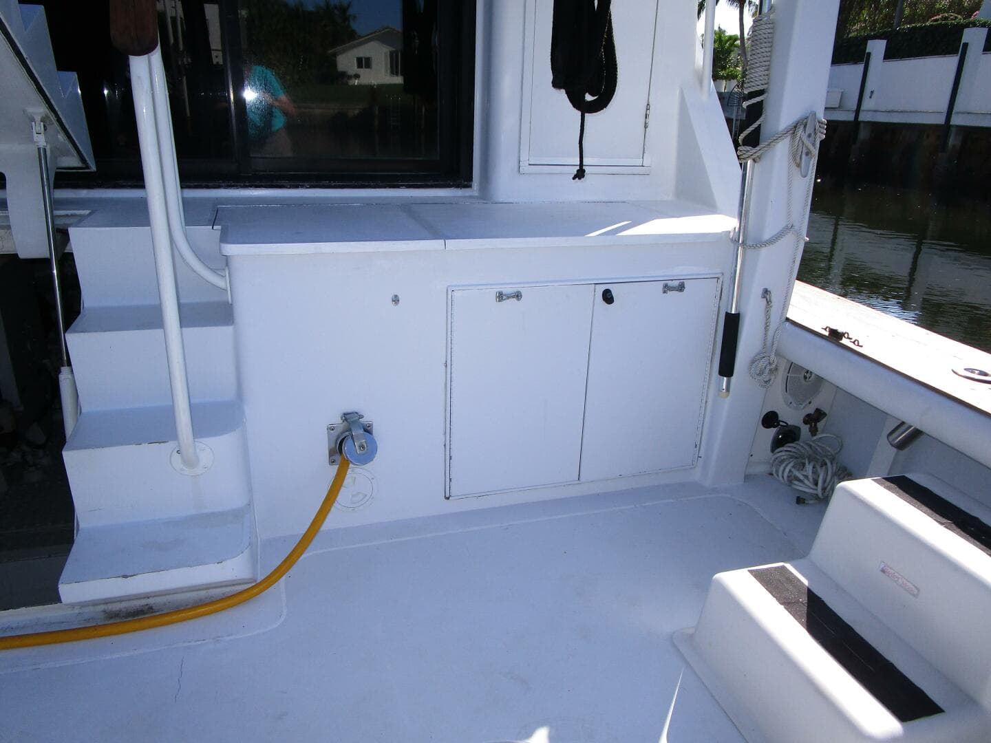 1989 Striker 62 Convertible — photo 46