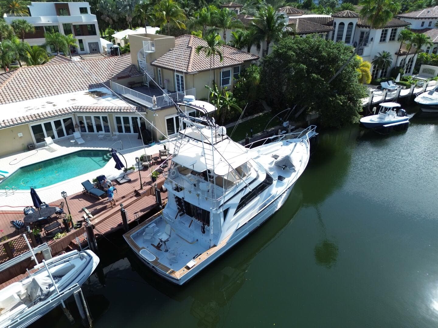 1989 Striker 62 Convertible — photo 75