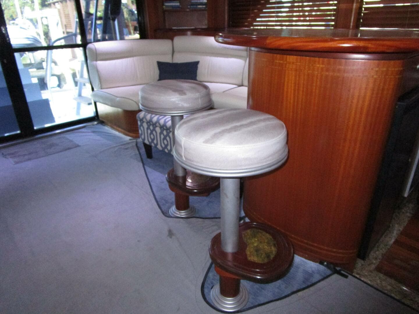 1989 Striker 62 Convertible — photo 9