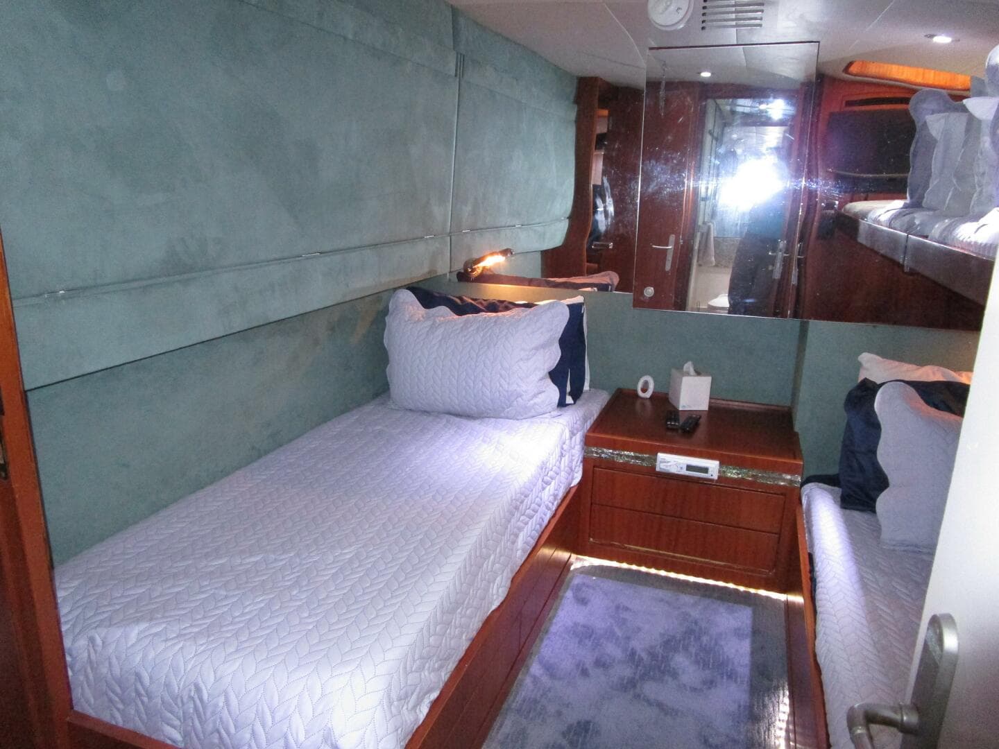 1989 Striker 62 Convertible — photo 25