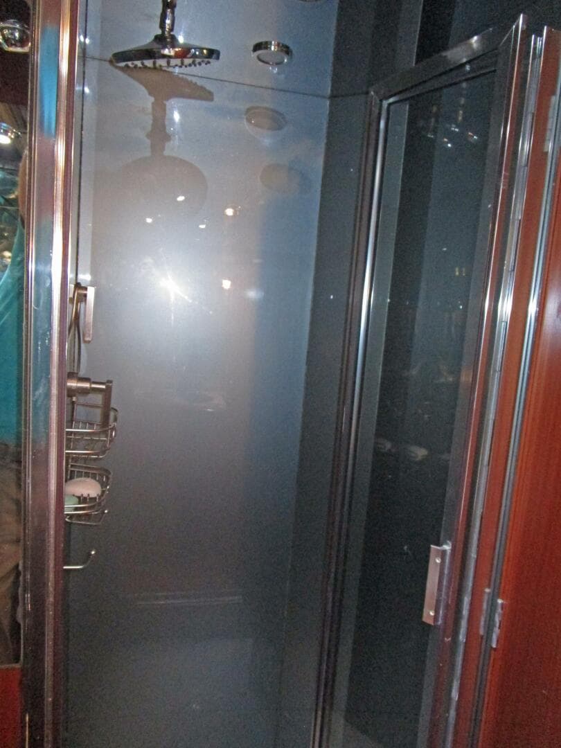 1989 Striker 62 Convertible — photo 34