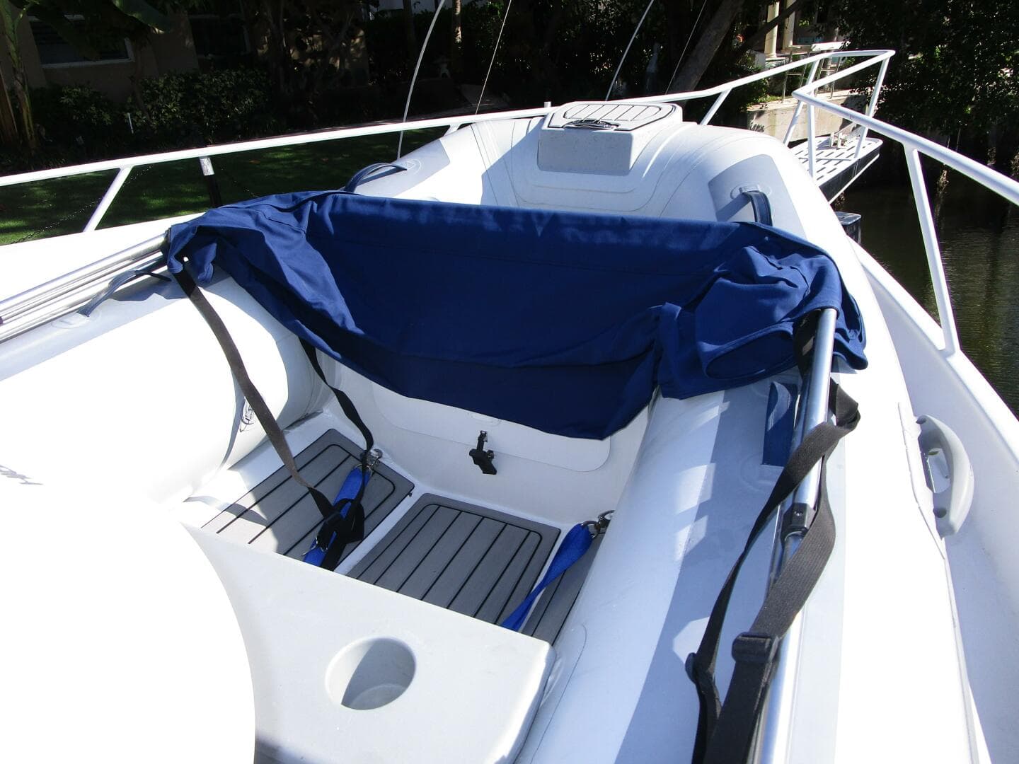 1989 Striker 62 Convertible — photo 40