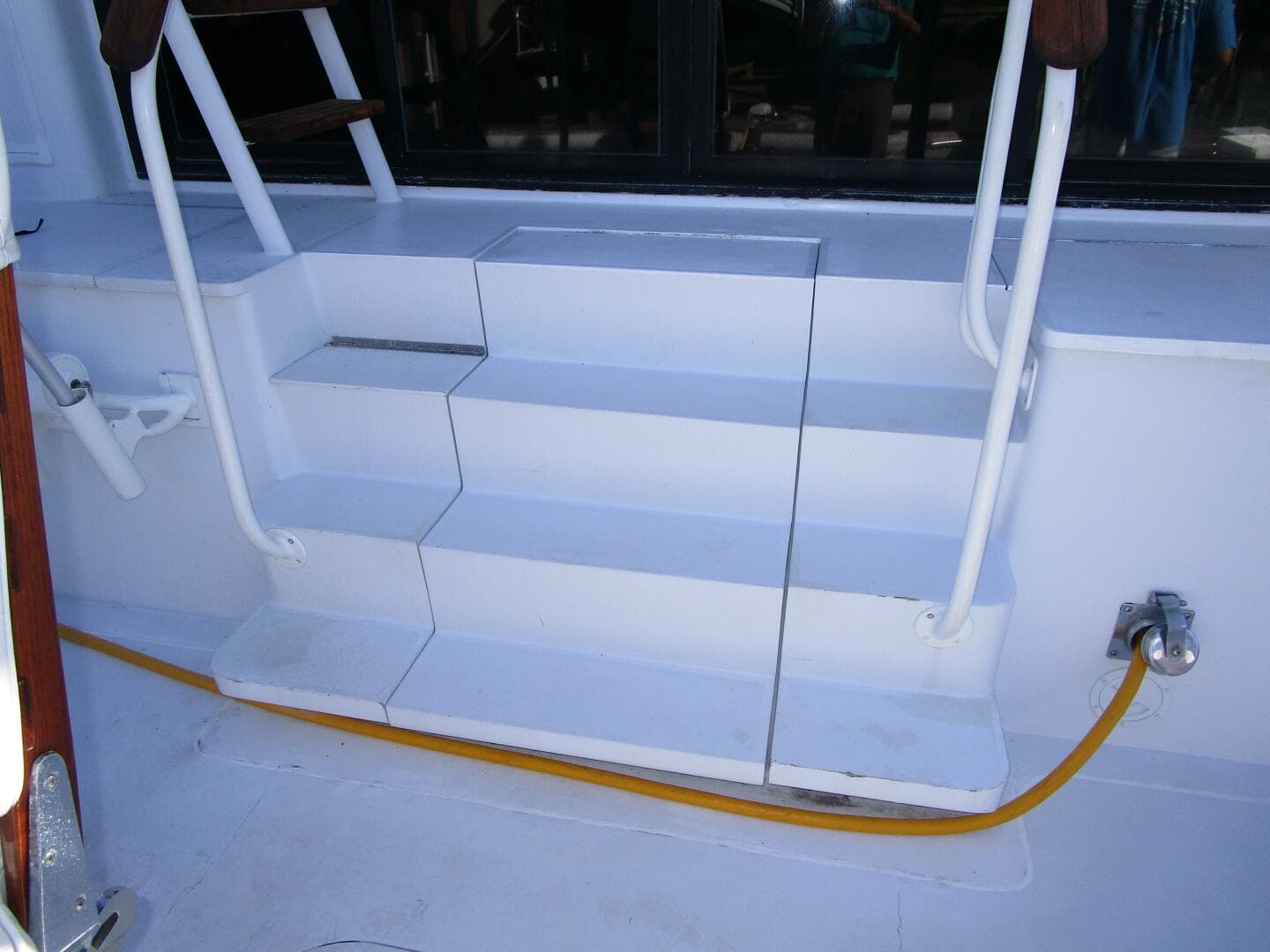 1989 Striker 62 Convertible — photo 51