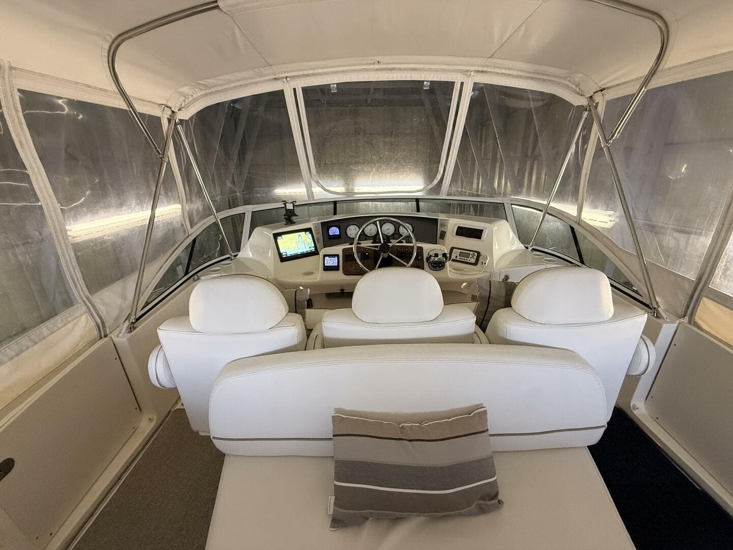 2006 Silverton 38 Sport Bridge — photo 13