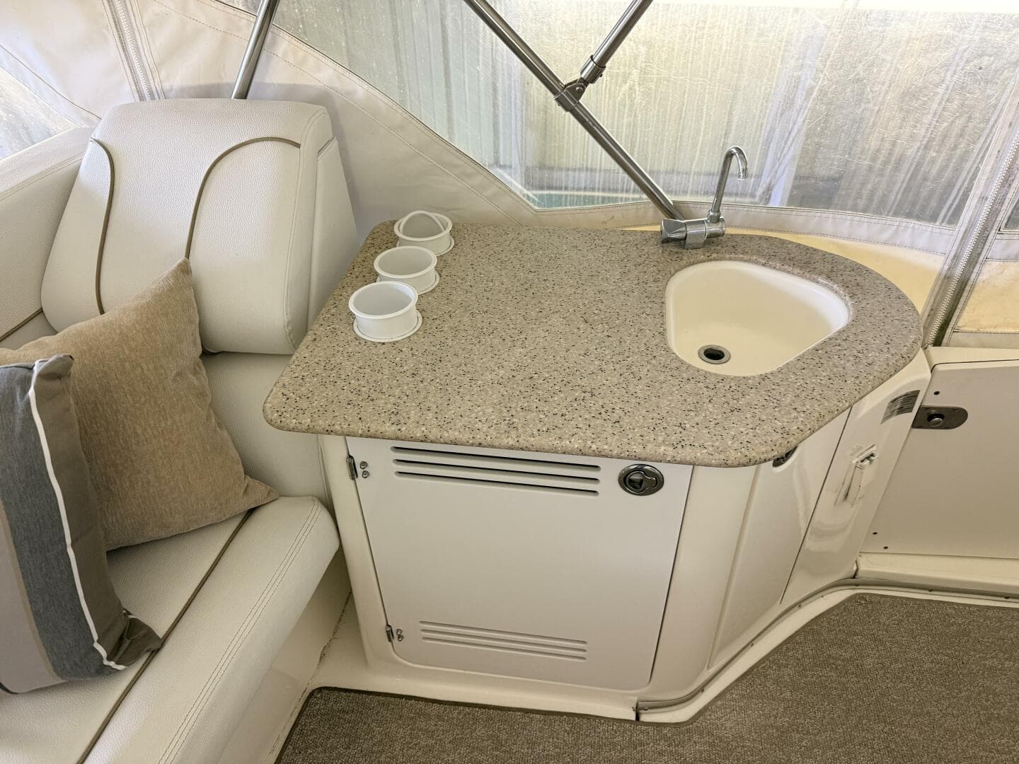 2006 Silverton 38 Sport Bridge — photo 14