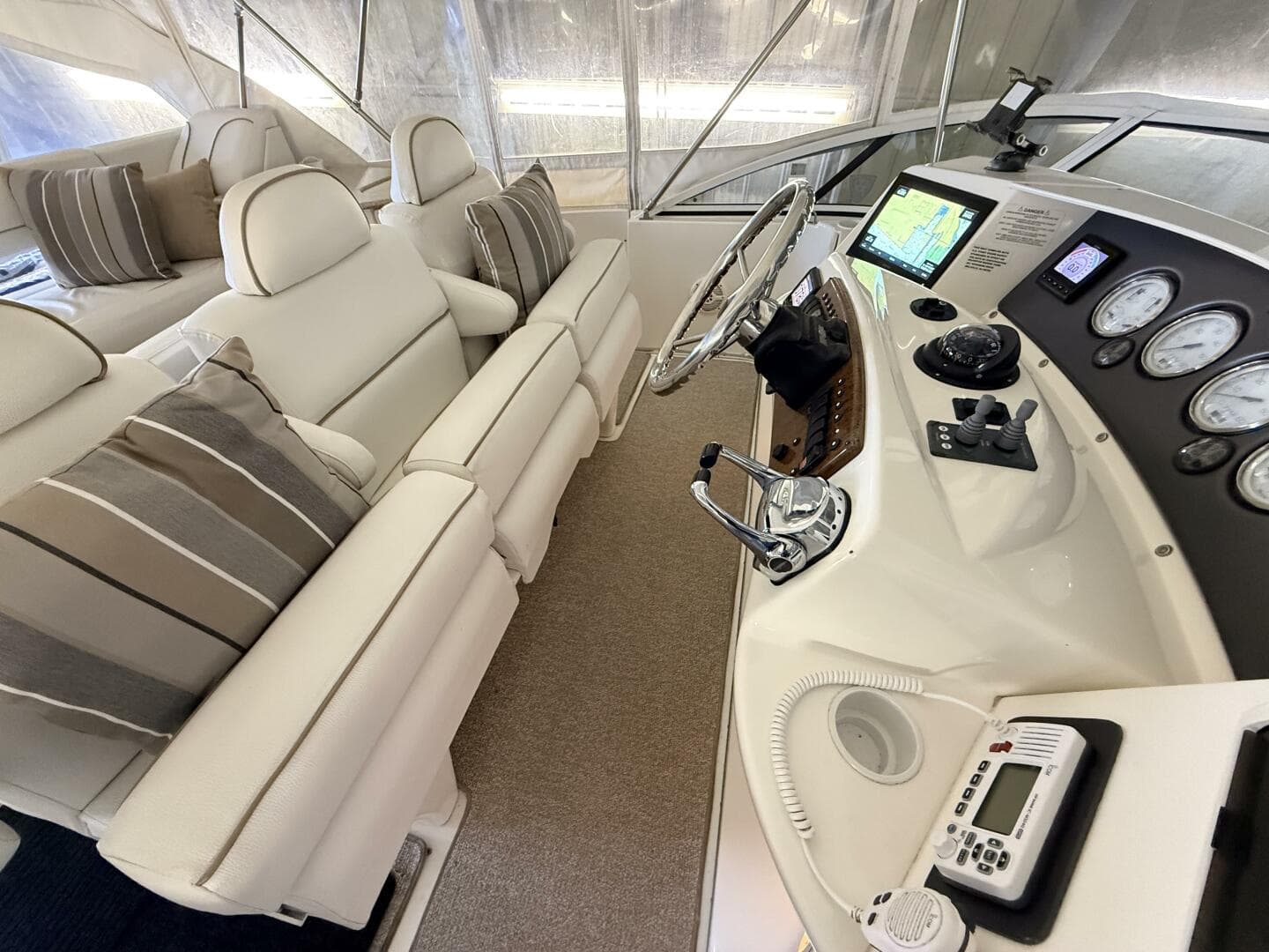 2006 Silverton 38 Sport Bridge — photo 19