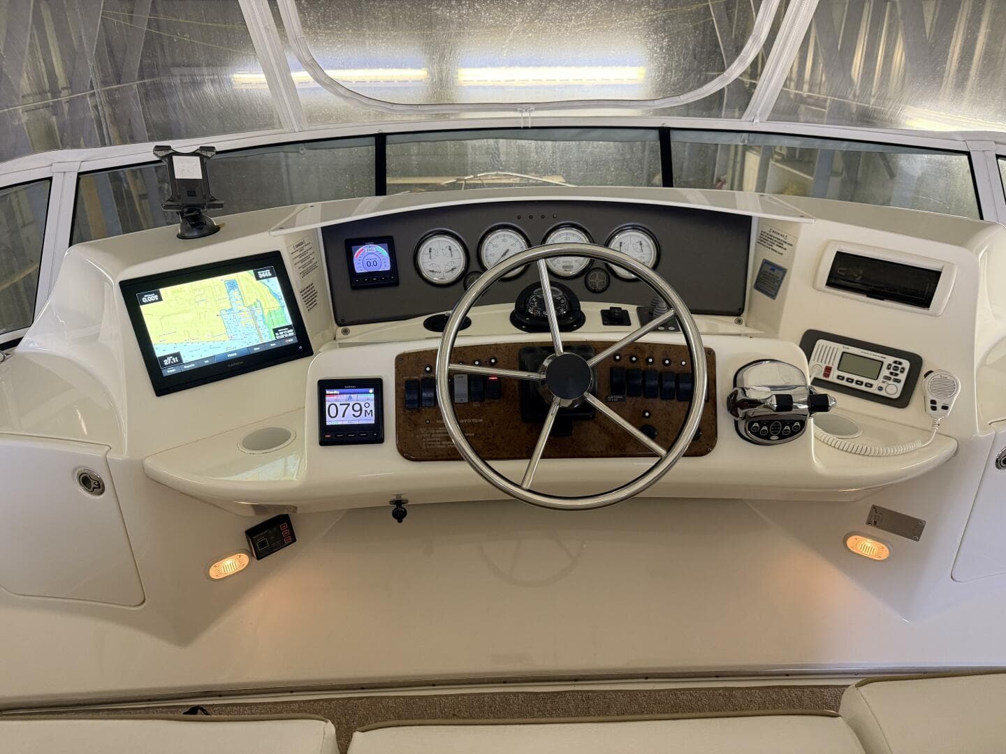 2006 Silverton 38 Sport Bridge — photo 20